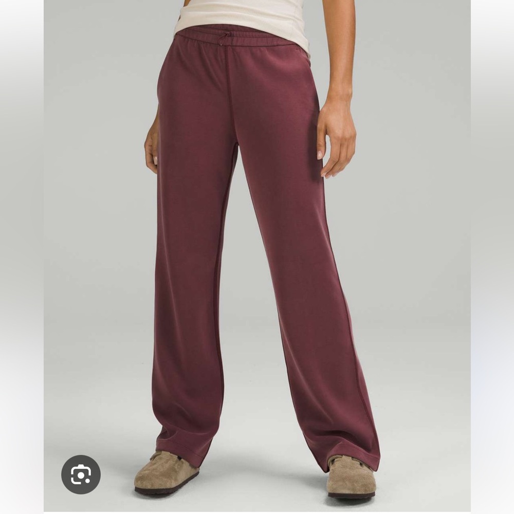 Lululemon sweats